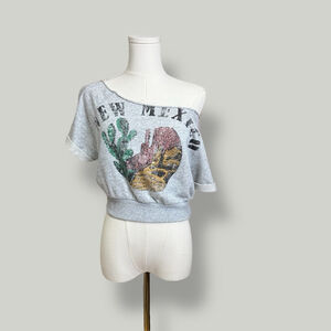 Garage Top Women Size Small Gray Off-shoulder Printed Blouse Cropped Shortsleeve